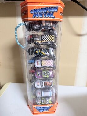 Champion Metal Die-Cast Car Pack Pullback Racers